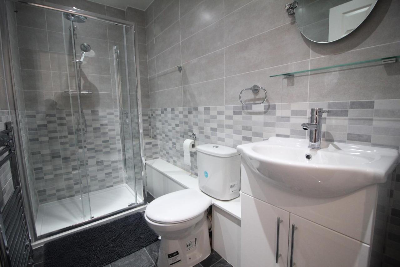 Tower View House - 4 Bedroom - Newly Refurbished - 2 Mins Walk To Beach Blackpool Exterior photo